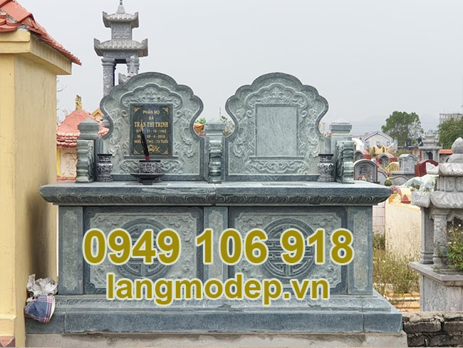 Cấu tạo 4 phần (đế, thân, nắp, bài vị) của mộ đá đôi Tam Sơn