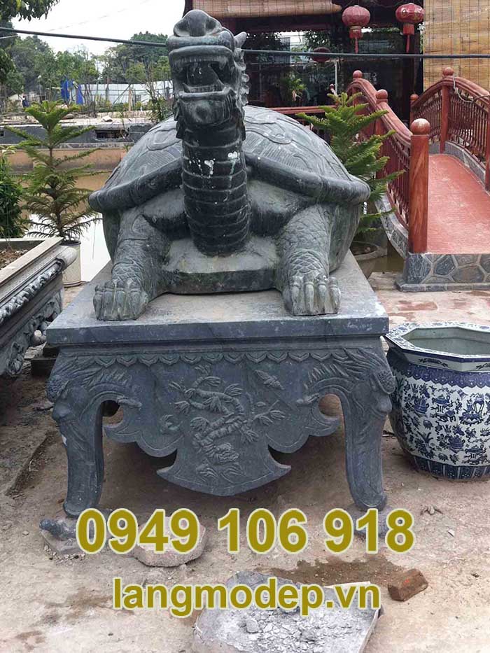 Mẫu rùa đá đặt tại đền chùa